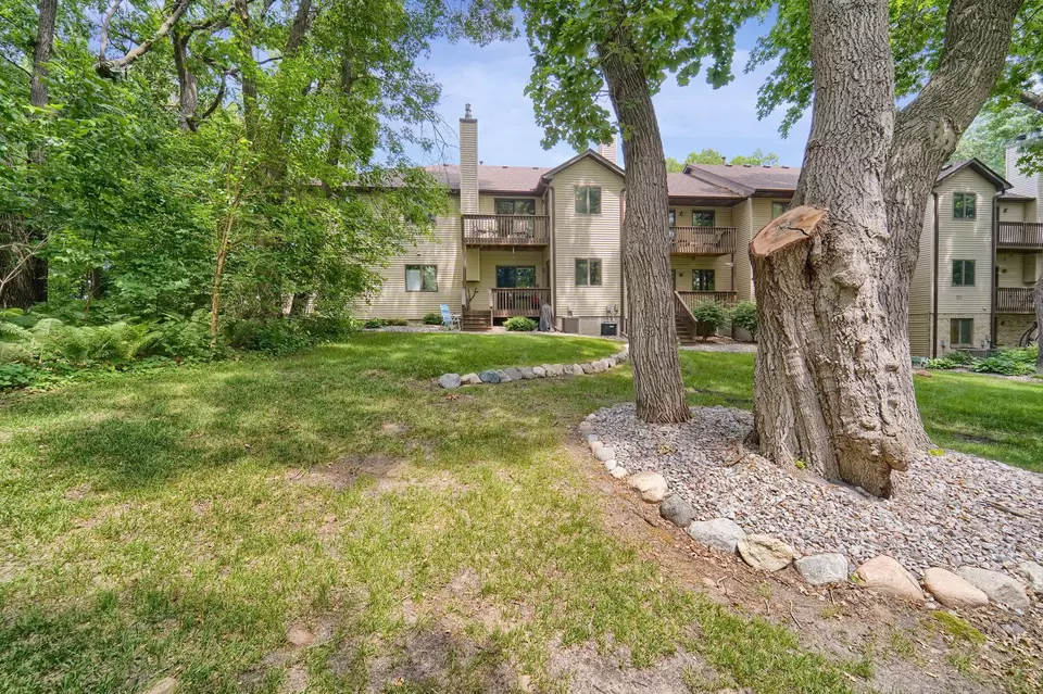  2596 Moundsview Dr #16, Mounds View, MN 55112 photo 27