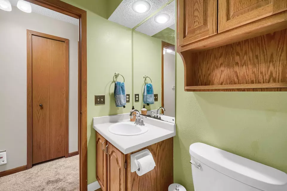  2596 Moundsview Dr #16, Mounds View, MN 55112 photo 16