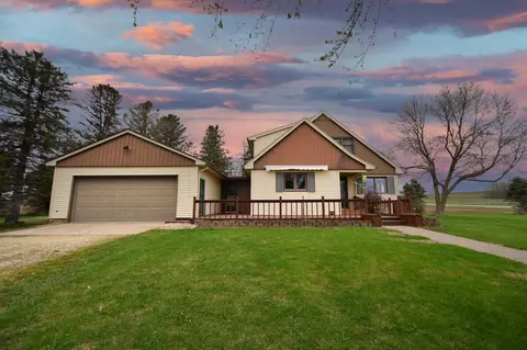 43879 135th Ave, Wanamingo, MN 55983