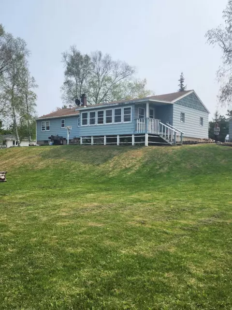 21610 Us Highway 2, Warba, MN 55793