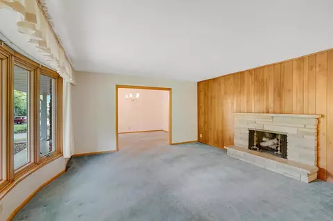 8134 Oakmere Rd, Bloomington, MN 55438 photo 11