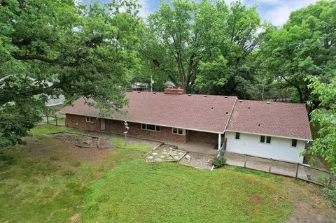 8134 Oakmere Rd, Bloomington, MN 55438 photo 32