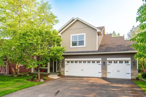 3440 Walden Alcove, Woodbury, MN 55129