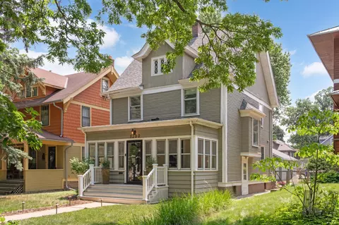 1380 Ashland Ave, Saint Paul, MN 55104