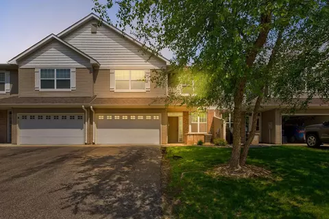 1503 Independence Dr, Northfield, MN 55057