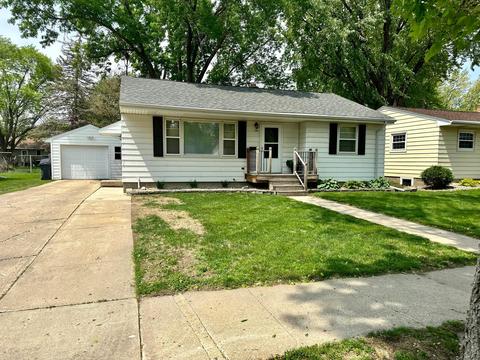 107 G St, Marshall, MN 56258