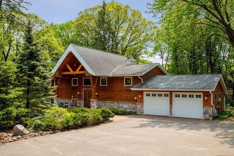 5100 Anthony Ter, Shorewood, MN 55331