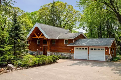 5100 Anthony Ter, Shorewood, MN 55331