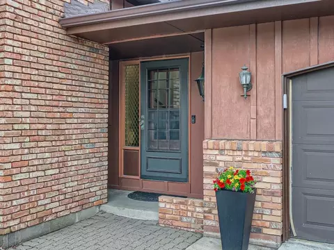 4540 W Greenleaf Dr, Eagan, MN 55123 photo 4