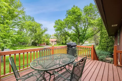 4540 W Greenleaf Dr, Eagan, MN 55123 photo 27