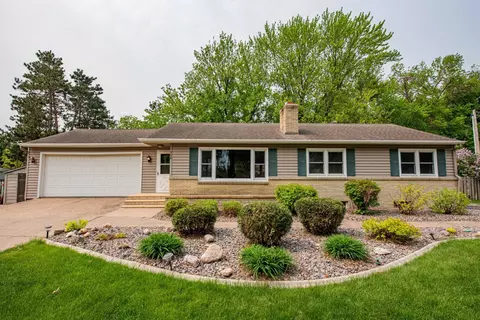 716 Bradford Ave, Champlin, MN 55316