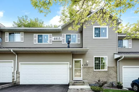 4815 Jewel Ln N #B, Plymouth, MN 55446