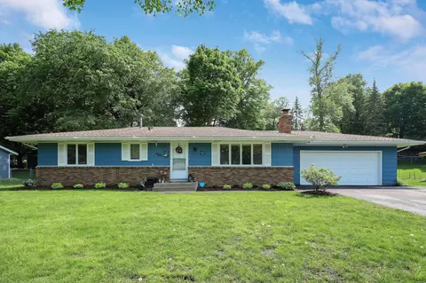 3209 W 132nd St, Burnsville, MN 55337