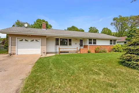 921 Washington St, Anoka, MN 55303