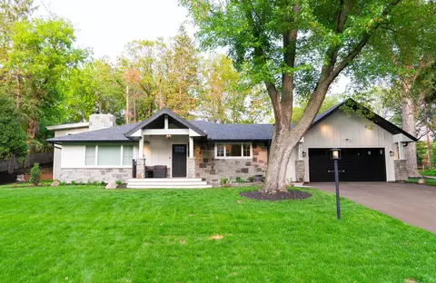 5325 Minnetoga Ter, Minnetonka, MN 55343