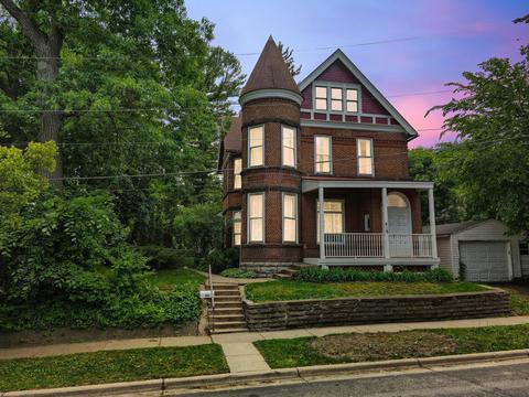 412 Wyoming St W, Saint Paul, MN 55107