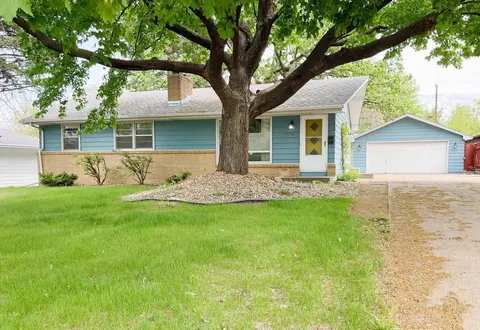 4839 Washington St NE, Columbia Heights, MN 55421
