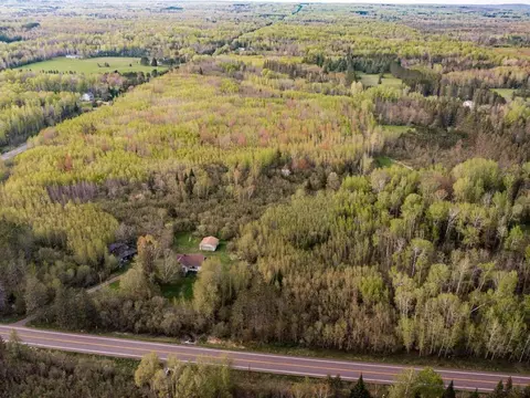 3085 Strand Rd, Duluth, MN 55804
