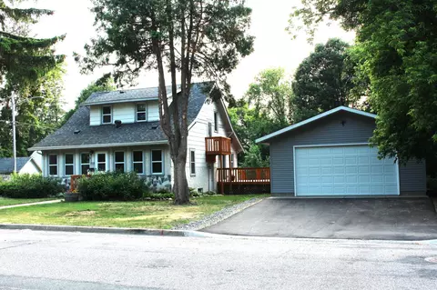 712 SE 11th St, Brainerd, MN 56401