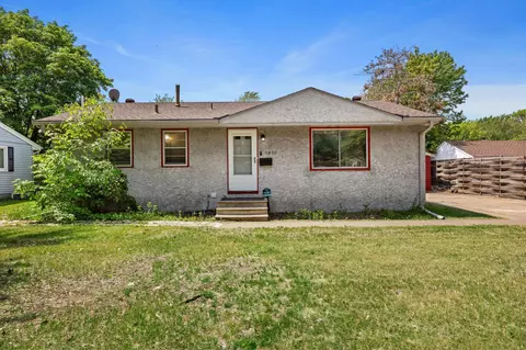 5830 6th St NE, Fridley, MN 55432