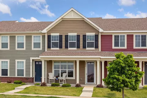 8256 Jonquil Ln N, Maple Grove, MN 55369