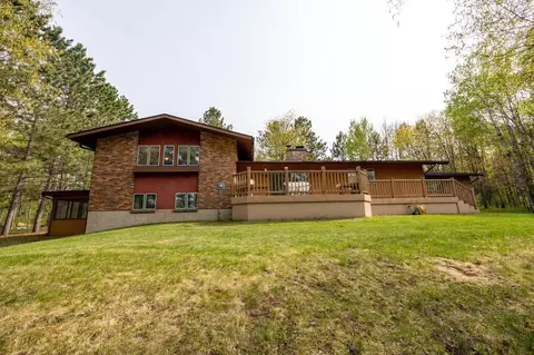 313 Viking Dr, Hoyt Lakes, MN 55750