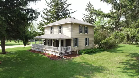 204 4th Ave NW, Grand Meadow, MN 55936