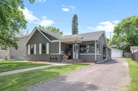 468 Maine St N, Bayport, MN 55003