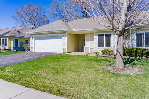 1469 Ravoux Ln, Chaska, MN 55318