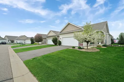 19859 Dawson Ln, Farmington, MN 55024