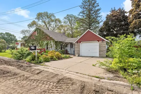 1400 Summit Ave, Saint Paul Park, MN 55071