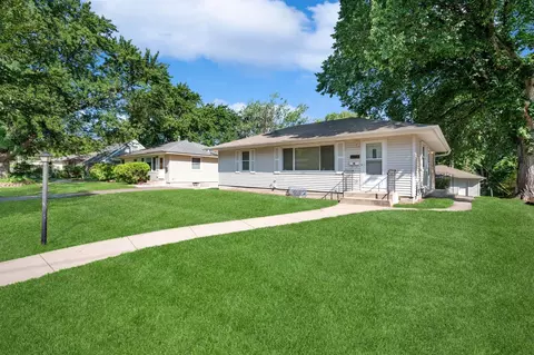 6800 W 24th St, Saint Louis Park, MN 55426