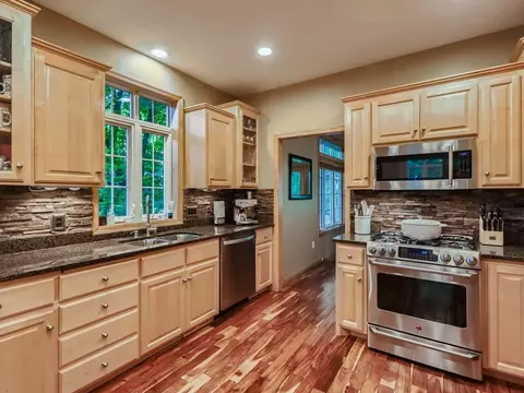 4662 Walnut St, Maple Plain, MN 55359 photo 9