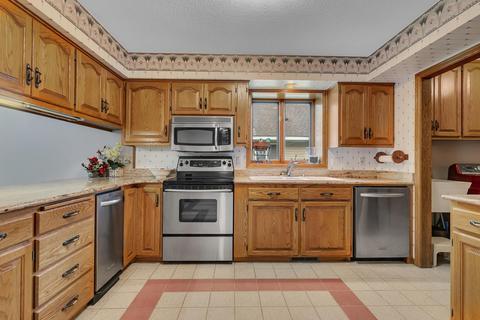 634 Jenisa Dr, Saint Cloud, MN 56301 photo 6