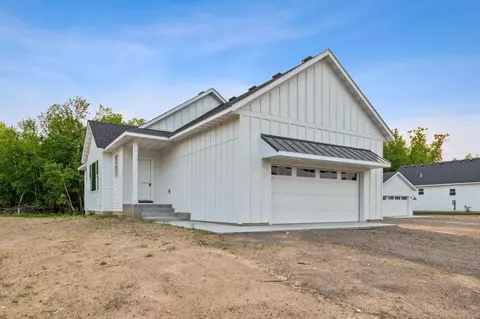 1308 Prairie Ln, Saint Croix Falls, WI 54024
