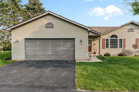 30 Carriage Ln, Owatonna, MN 55060