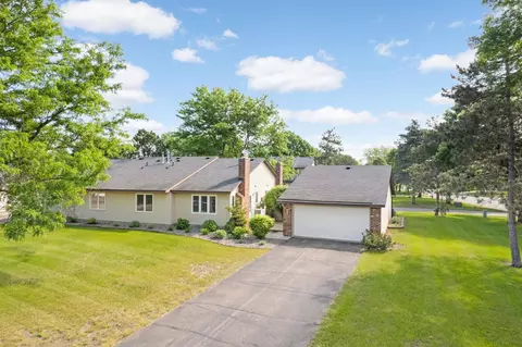 9260 Indian Blvd S, Cottage Grove, MN 55016