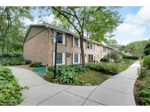 4524 Cedar Lake Rd S #1, Saint Louis Park, MN 55416
