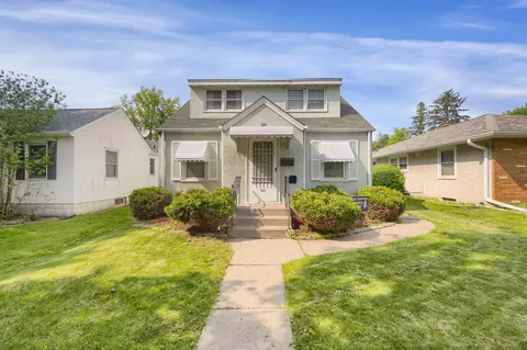 703 California Ave W, Saint Paul, MN 55117