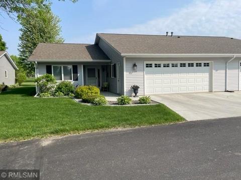 1139 Fairway Ave NW, Hutchinson, MN 55350