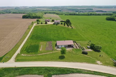 20648 445th St, Zumbrota, MN 55992