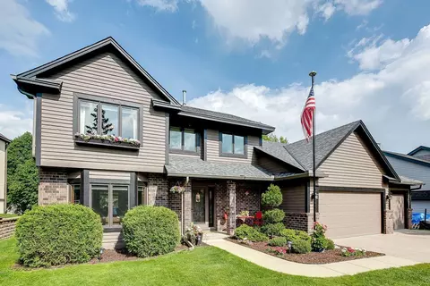 4610 Polaris Ln N, Plymouth, MN 55446