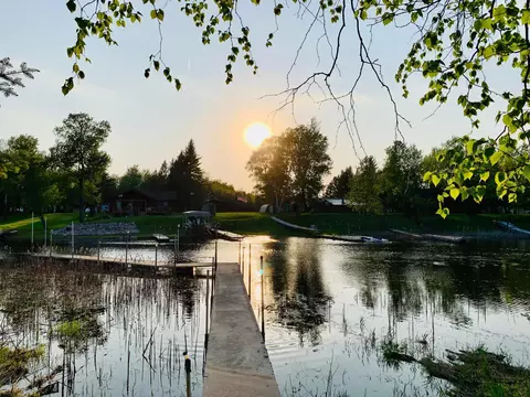17245 E Pine Dr, Angle Twp, MN 56711