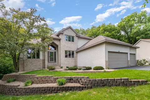 9310 Harpers Ct NE, Blaine, MN 55449