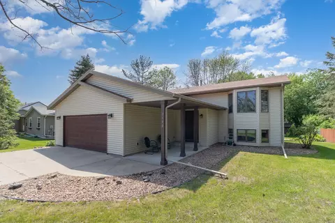 2190 67th St E, Inver Grove Heights, MN 55077