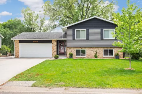 14135 36th Ave N, Plymouth, MN 55447