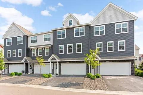 17643 96th Pl N, Maple Grove, MN 55311 photo 2