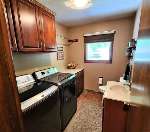 809 5th Ave SE, Pipestone, MN 56164 photo 18