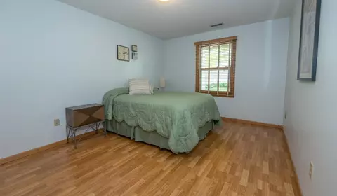 4201 Yew Pt, Eagan, MN 55122 photo 12