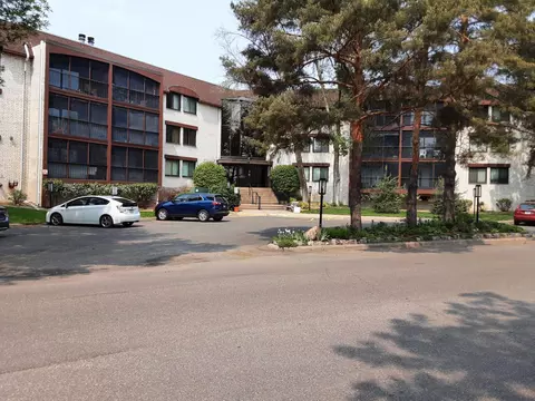 4710 58th Ave N #307, Crystal, MN 55429